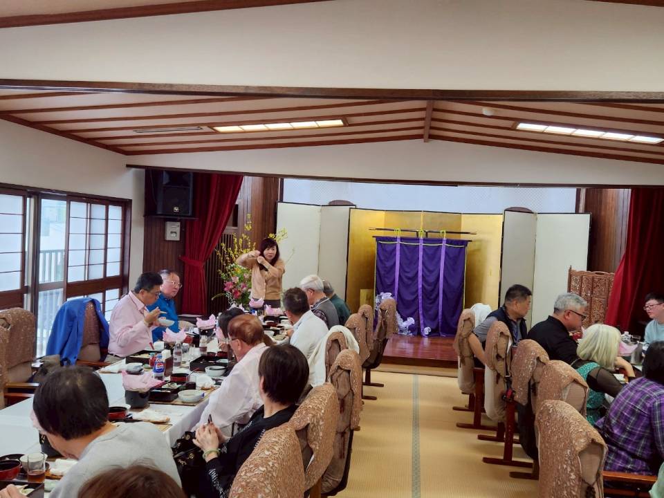 台灣考察團此行下榻於雷克沖繩北谷溫泉渡假村，受到當地的熱烈歡迎