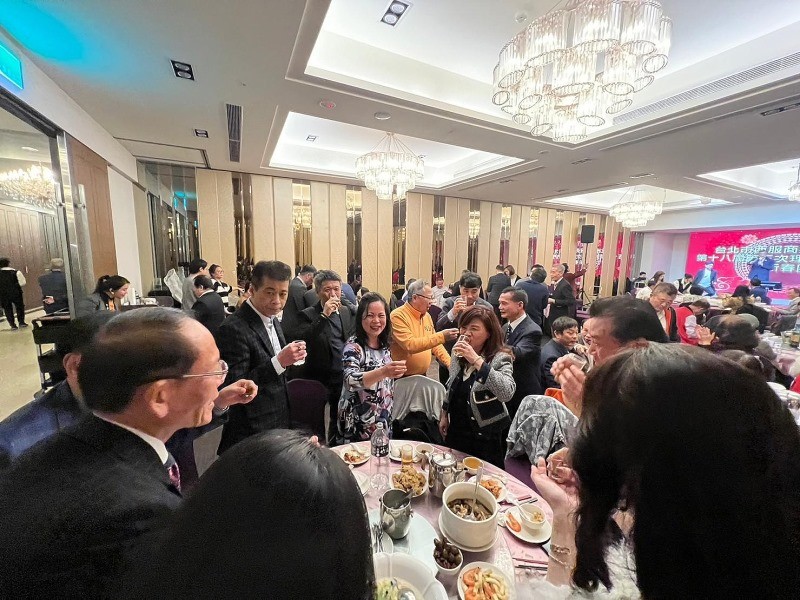 LINE_ALBUM_230209-西服公會-112年新春團拜暨春節聯歡晚會_230210_7