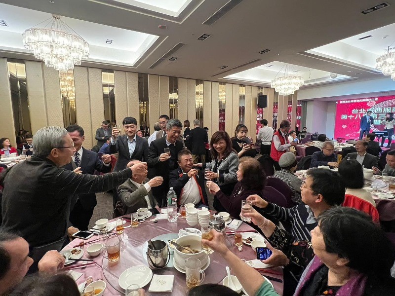 LINE_ALBUM_230209-西服公會-112年新春團拜暨春節聯歡晚會_230210_8