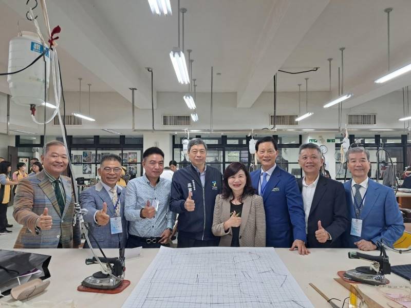 LINE_ALBUM_20240410 2024全國洋服裁剪公開賽暨馬來西亞第28屆亞盟年會國手選拔賽_240410_1
