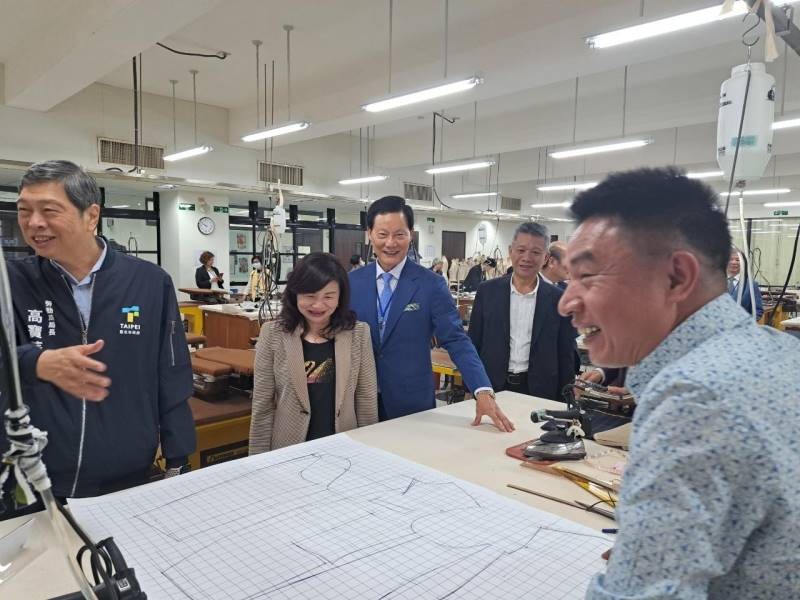 LINE_ALBUM_20240410 2024全國洋服裁剪公開賽暨馬來西亞第28屆亞盟年會國手選拔賽_240410_3