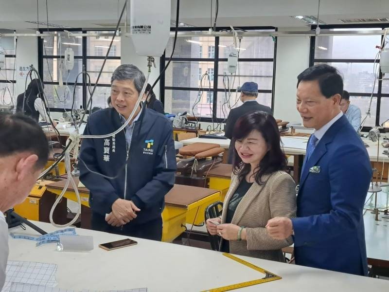 LINE_ALBUM_20240410 2024全國洋服裁剪公開賽暨馬來西亞第28屆亞盟年會國手選拔賽_240410_17