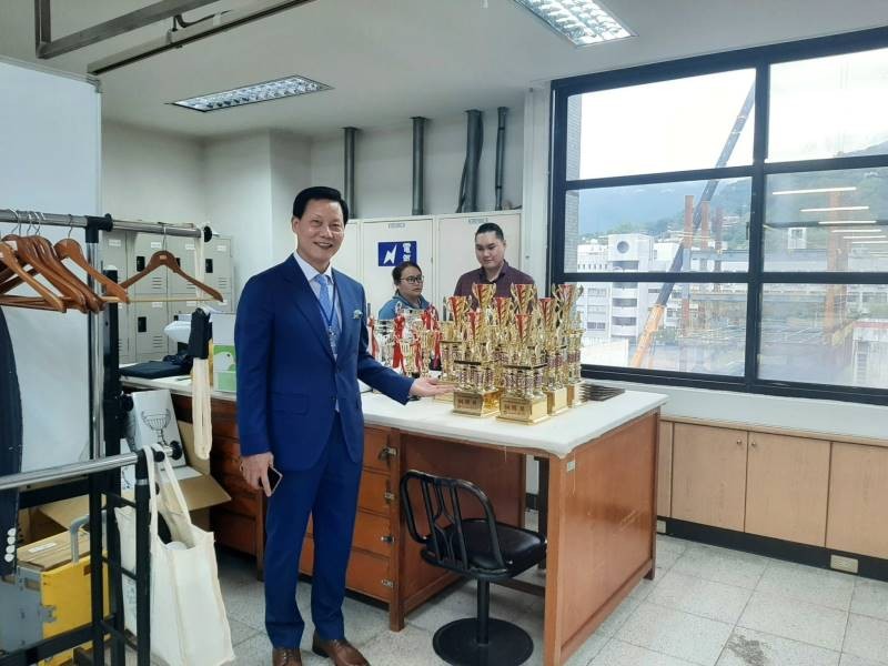 LINE_ALBUM_20240410 2024全國洋服裁剪公開賽暨馬來西亞第28屆亞盟年會國手選拔賽_240410_39