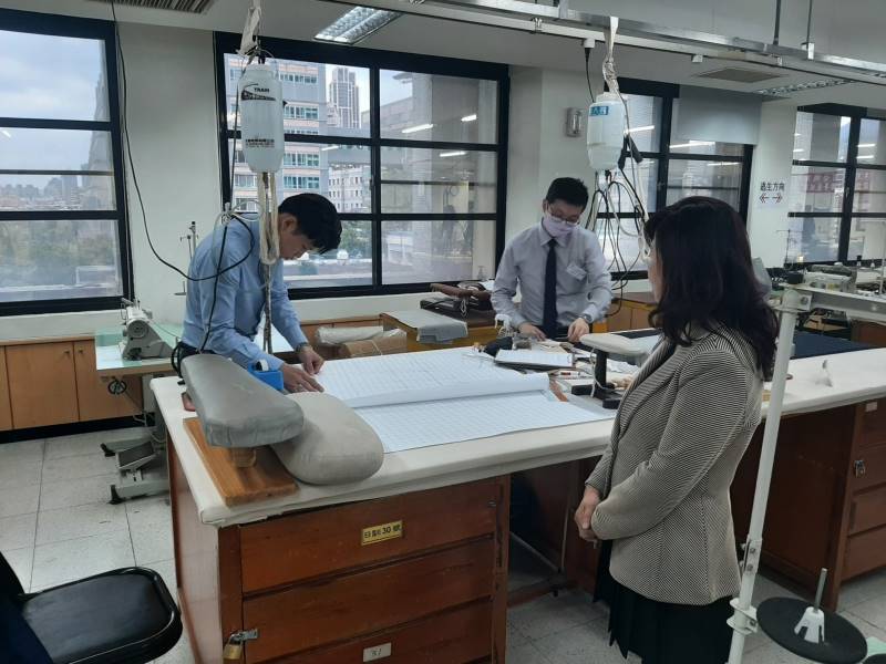 LINE_ALBUM_20240410 2024全國洋服裁剪公開賽暨馬來西亞第28屆亞盟年會國手選拔賽_240410_51