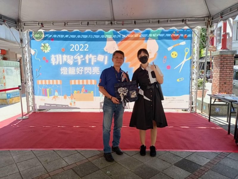 LINE_ALBUM_221001-朝陽商圈-2022朝陽手作町 燈籠好閃亮_221004_5