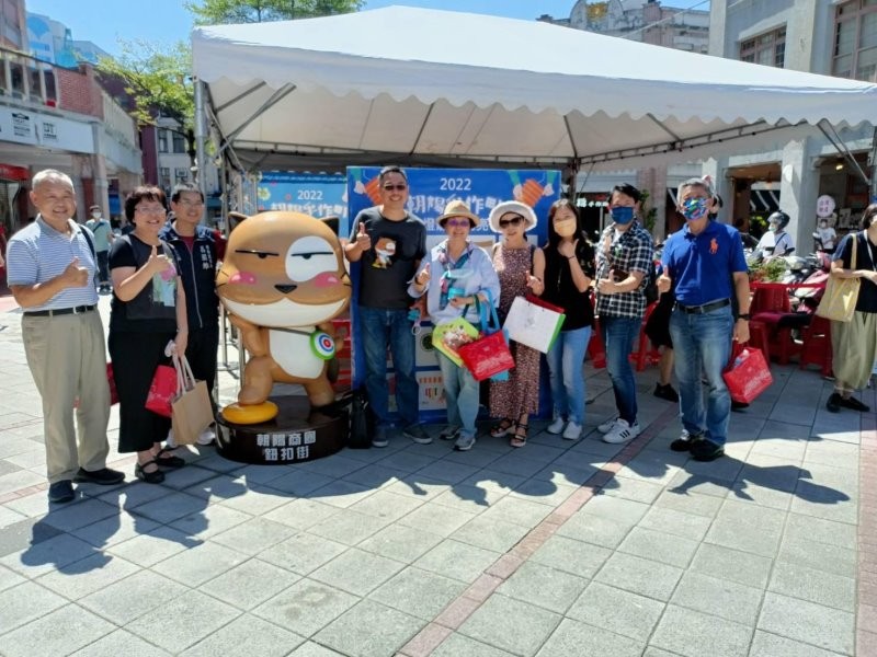 LINE_ALBUM_221001-朝陽商圈-2022朝陽手作町 燈籠好閃亮_221004_26