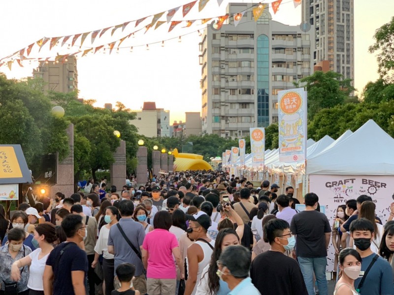 LINE_ALBUM_220723-天母商圈-2022天母啤酒節_220723_6