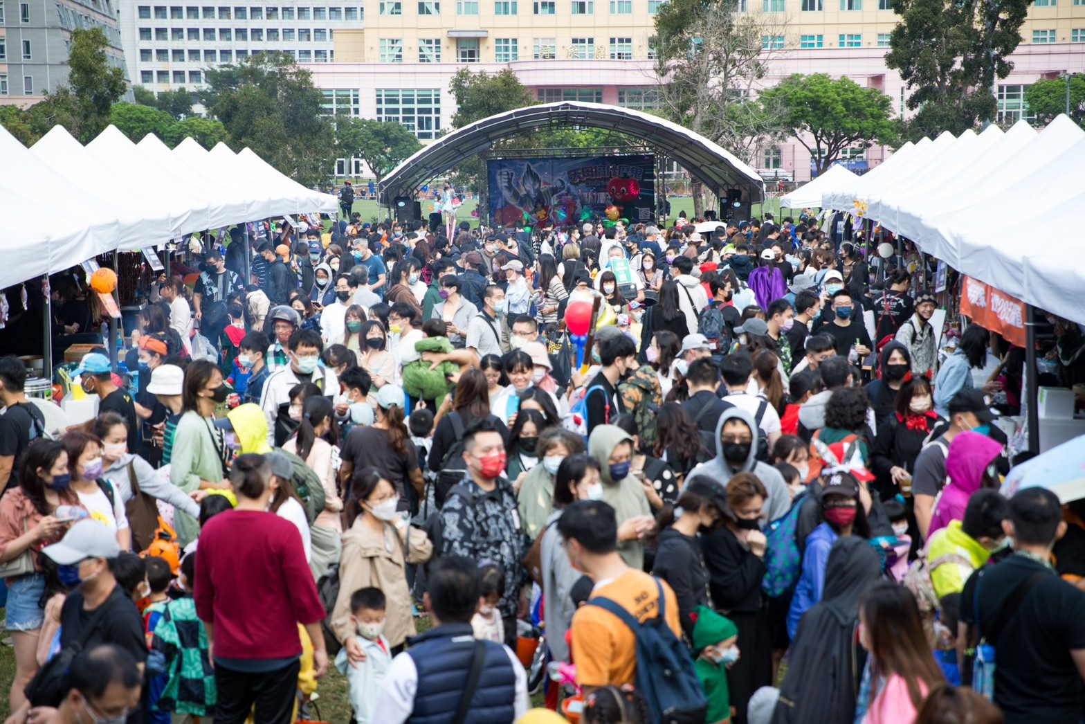 2022年10月29日-天母商圈-天母搞甚麼鬼第14回萬聖節網頁相本