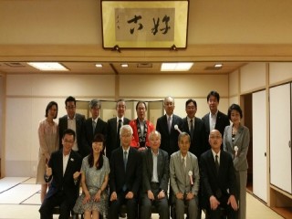 6月28日12:00 日本溫泉協會大山會長邀請(台灣)亞太國際溫泉旅遊協會周水美理事長交流餐會