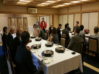 6月28日12:00 日本溫泉協會大山會長邀請(台灣)亞太國際溫泉旅遊協會周水美理事長交流餐會