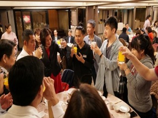 商圈產業聯合會第五次理監事聯席會暨晚宴_181227_0028