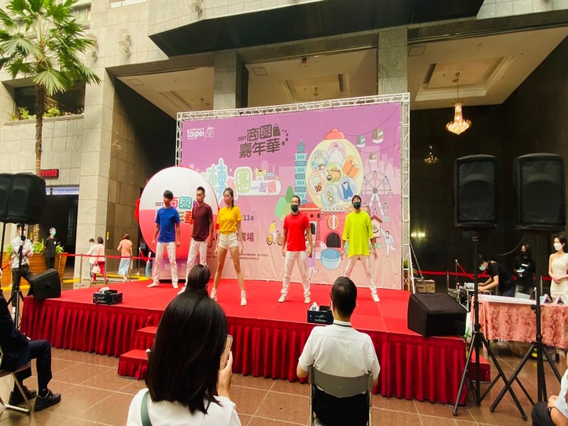 LINE_ALBUM_211005-商圈嘉年華啟動記者會_211005_8