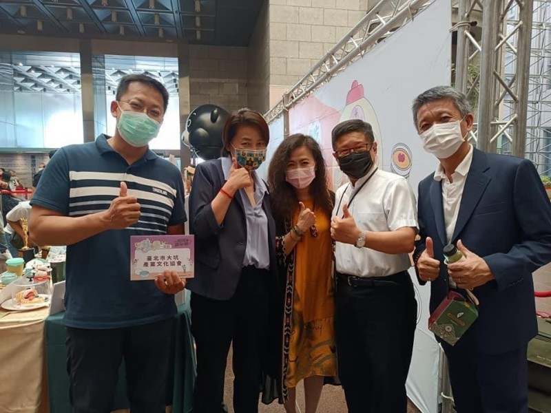 LINE_ALBUM_211005-商圈嘉年華啟動記者會_211005_20