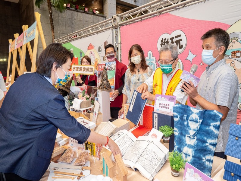 LINE_ALBUM_211005-啟動記者會-新增_211005_12