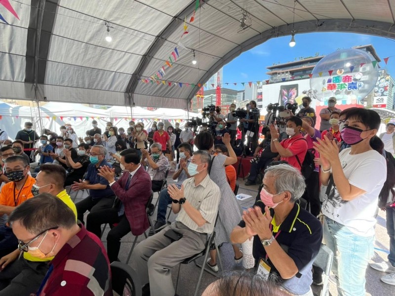 LINE_ALBUM_211009-商圈嘉年華生活祭開幕活動_211011_140