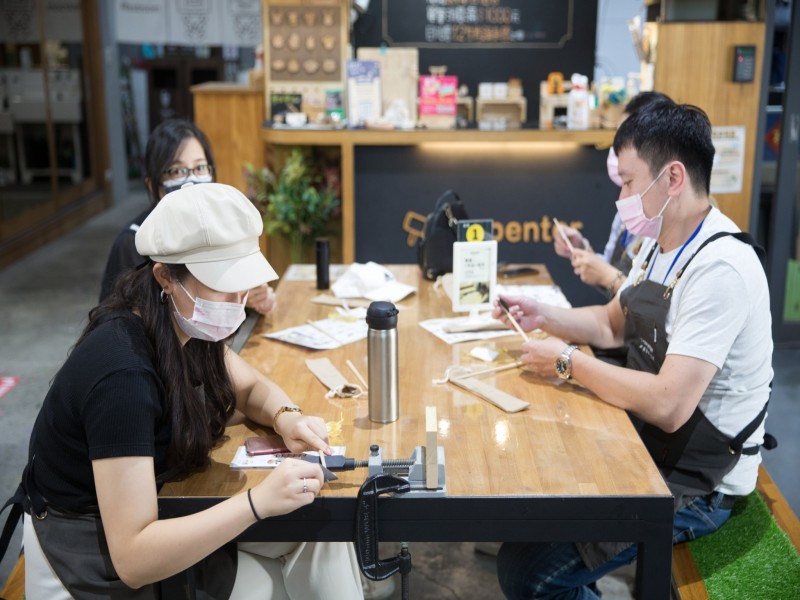 LINE_ALBUM_211104-商店街區服務團暨特色商圈觀摩交流_211110_119