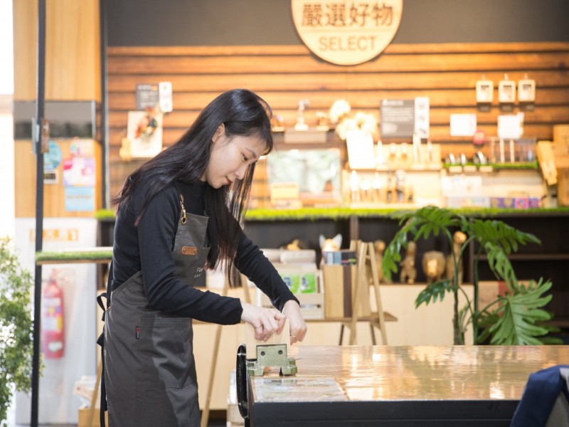 LINE_ALBUM_211104-商店街區服務團暨特色商圈觀摩交流_211110_124