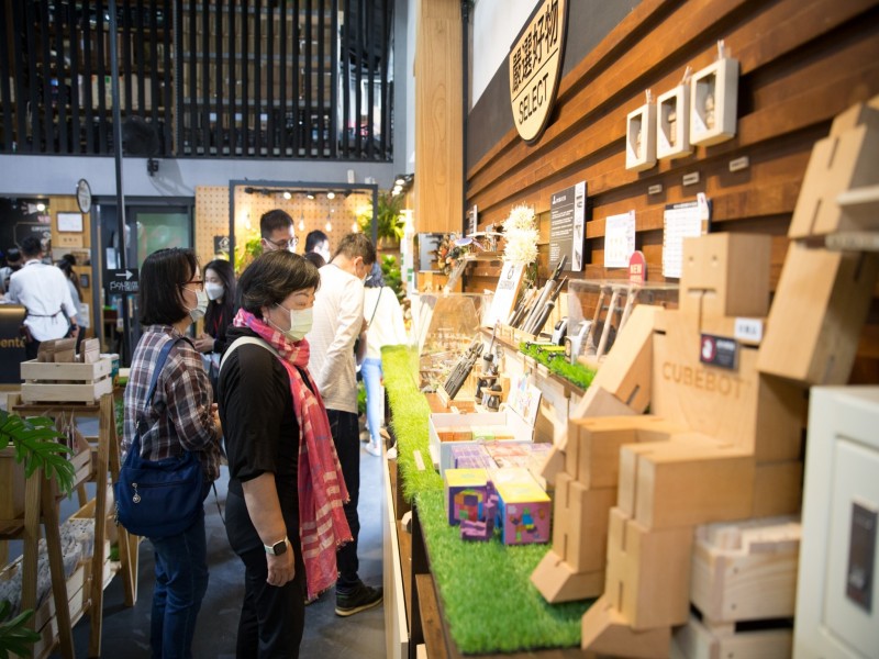 LINE_ALBUM_211104-商店街區服務團暨特色商圈觀摩交流_211110_140