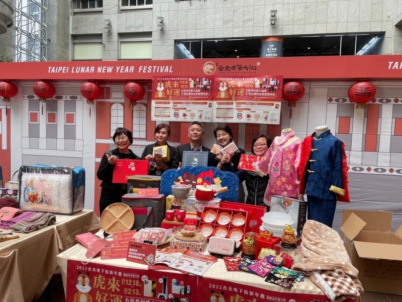 LINE_ALBUM_220104-年貨大街開幕記者會_220104_6