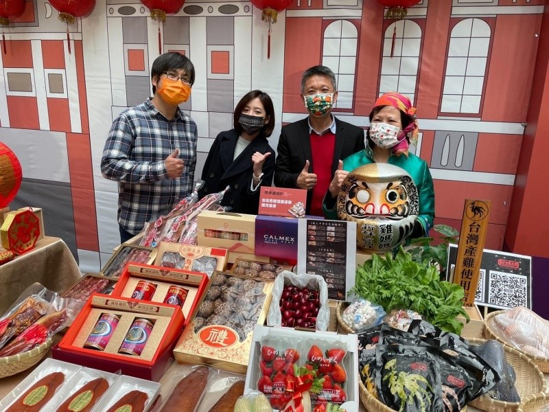 LINE_ALBUM_220104-年貨大街開幕記者會_220104_9