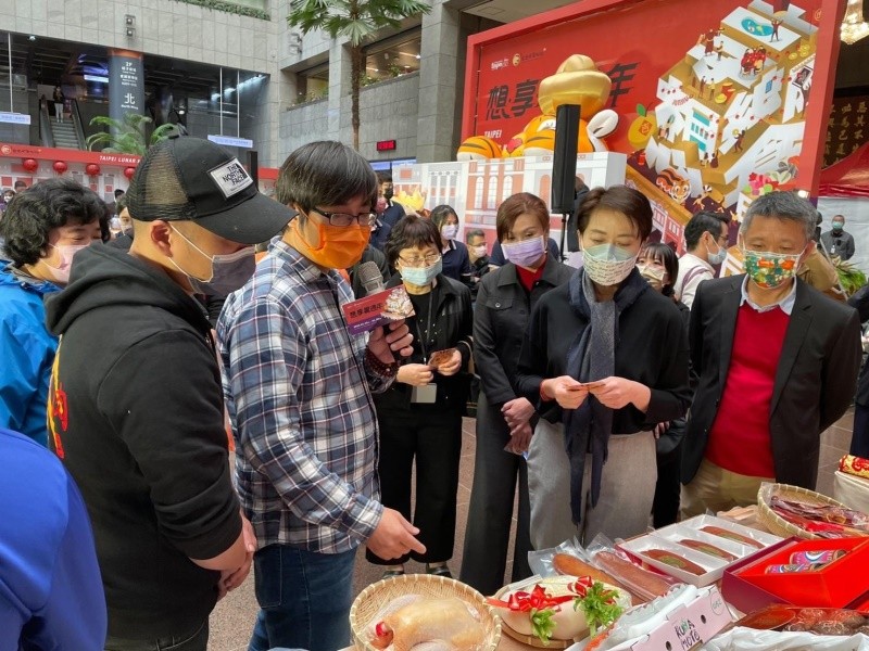 LINE_ALBUM_220104-年貨大街開幕記者會_220104_13