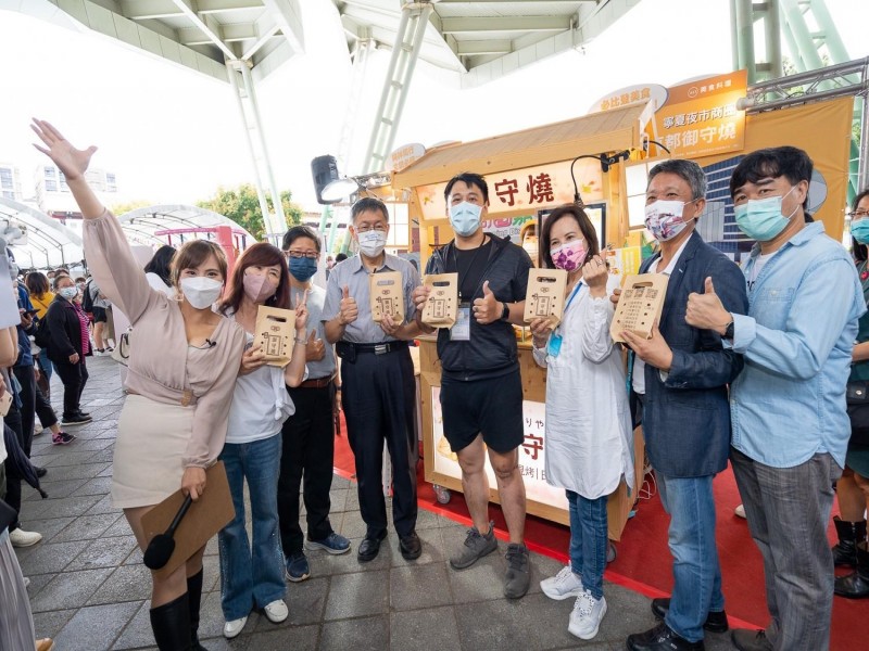 LINE_ALBUM_221008-商圈嘉年華-生活祭開幕記者會_221011_1