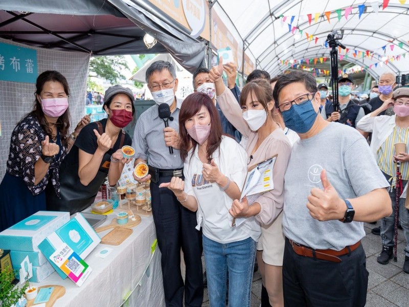 LINE_ALBUM_221008-商圈嘉年華-生活祭開幕記者會_221011_4