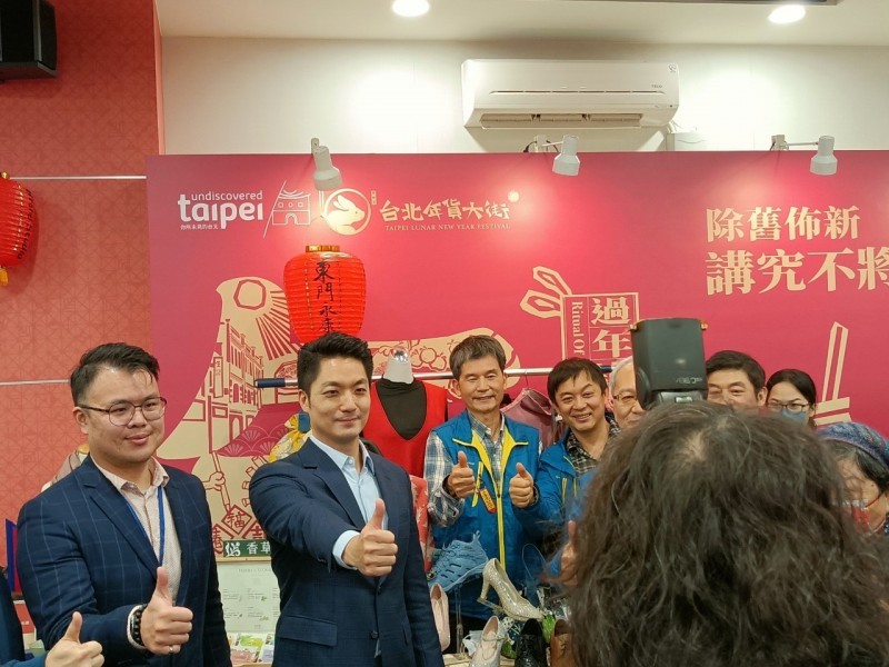 LINE_ALBUM_230104-臺北市政府年貨大街啟動記者會_230109_8