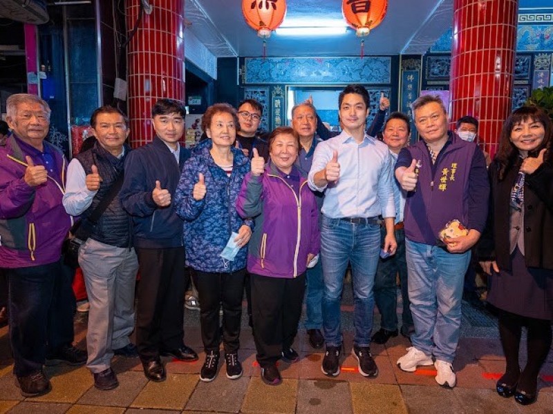 LINE_ALBUM_230107-2023臺北年貨大街-市長走街活動_230109_6