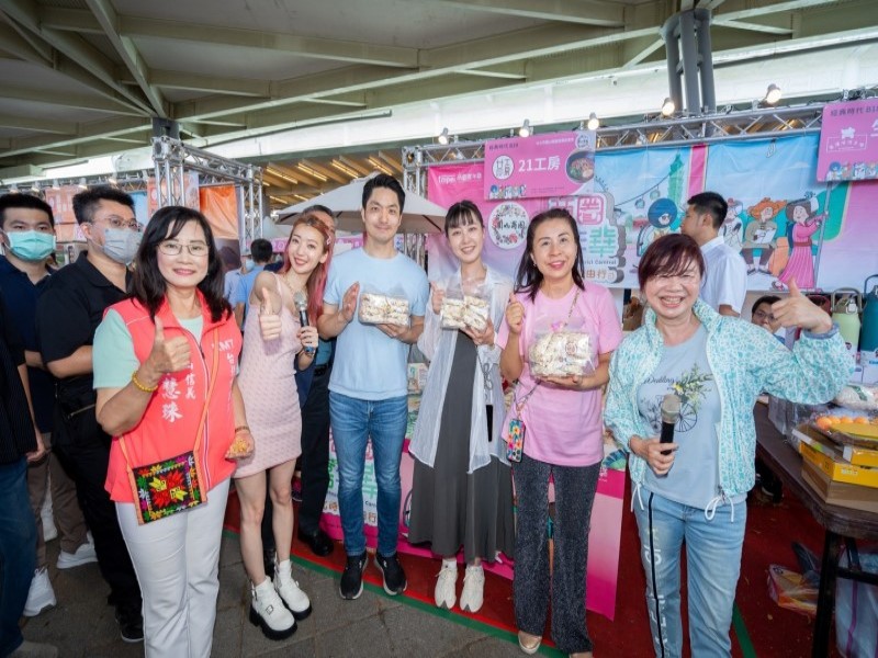 LINE_ALBUM_230929-商業處-生活祭開幕記者會_231005_6