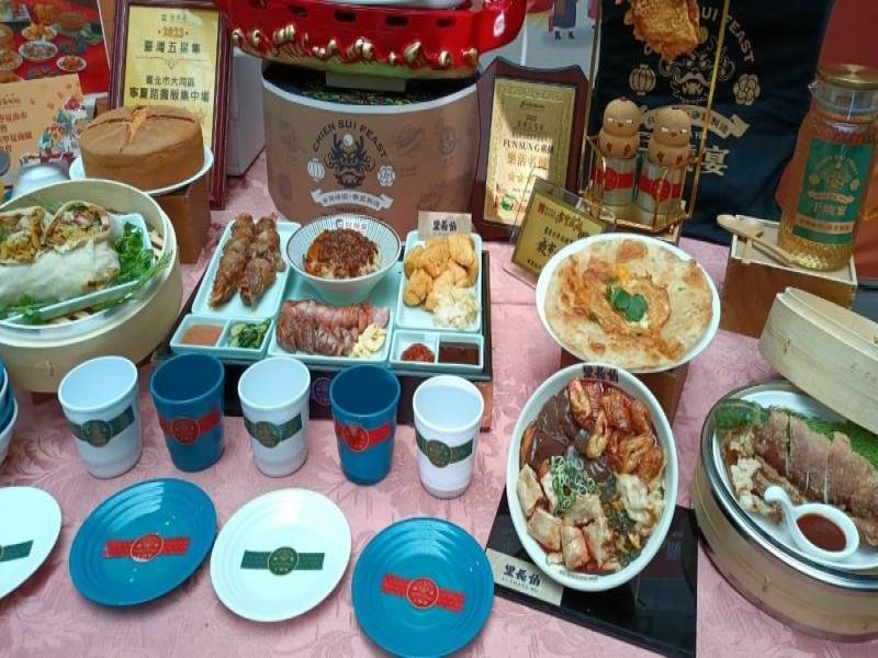 LINE_ALBUM_240122-商業處-2024台北年貨大街啟動記者會_240122_10