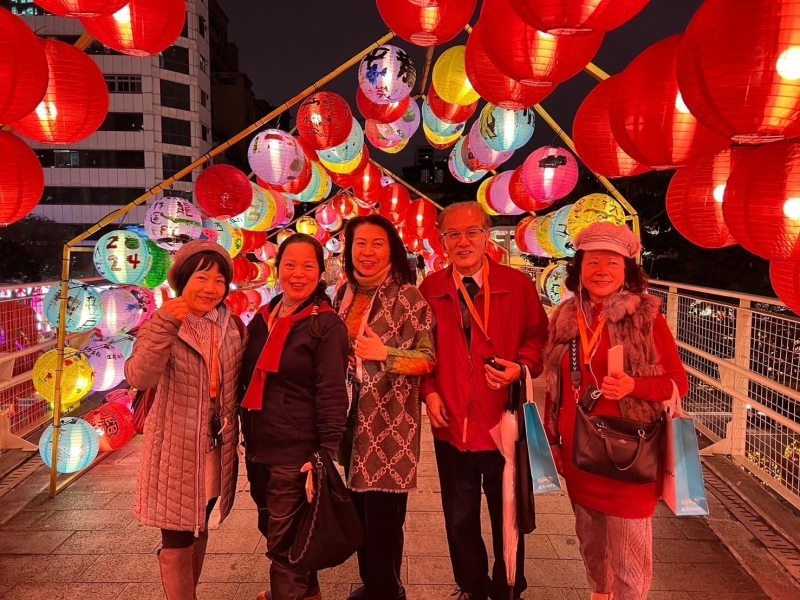 LINE_ALBUM_240227-觀傳局-台北燈節專屬貴賓導覽團_240228_7