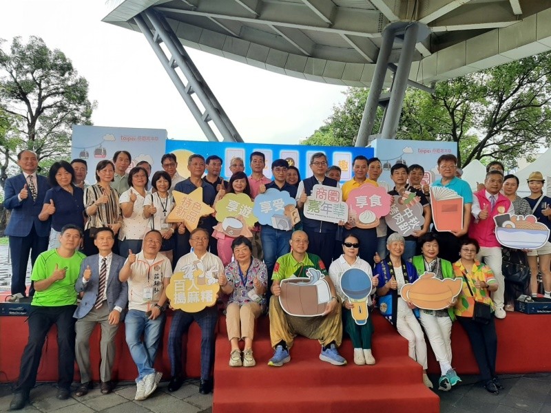 LINE_ALBUM_20240914 2024商圈嘉年華 開幕記者會_240918_6