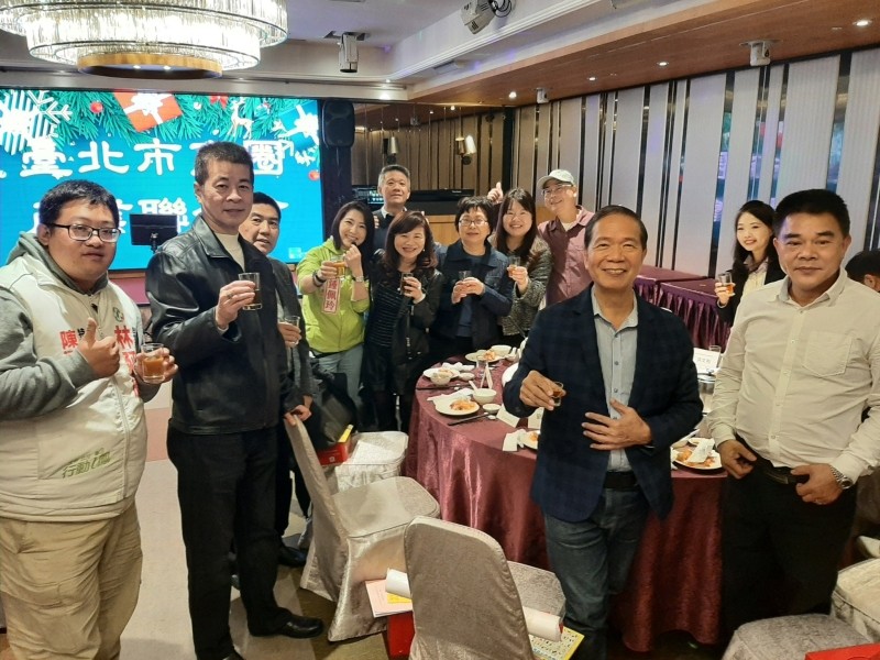 LINE_ALBUM_20241216 臺北市商圈產業聯合會第六屆第五次理監事會會後交流餐會_241219_9
