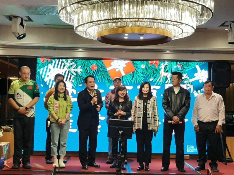 LINE_ALBUM_20241216 臺北市商圈產業聯合會第六屆第五次理監事會會後交流餐會_241219_10