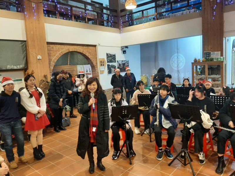 LINE_ALBUM_20241221 臺北市大坑產業文化協會 南港2024耶誕找茶趣_241222_5