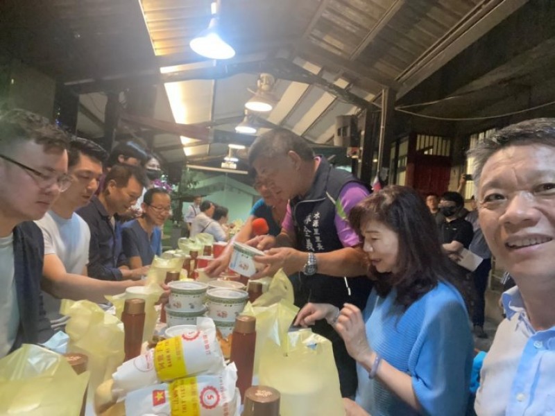 LINE_ALBUM_230506-台大公館-2023寶藏籃球賽＆草地音樂會_230507_7