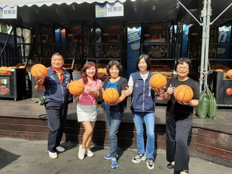 LINE_ALBUM_20240928 「2024愛戀公館秋OUT音樂街頭不插電音樂節_投籃爭霸戰」開幕式_240930_3