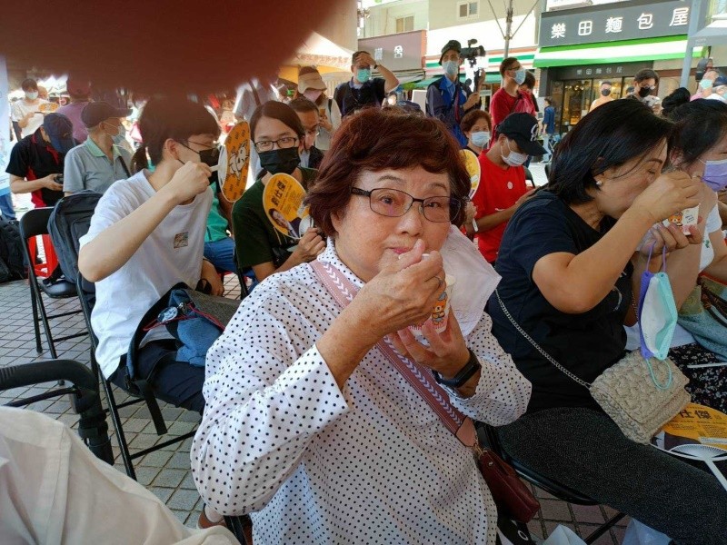 LINE_ALBUM_220806-士林捷運商圈-神農豐收祭-轉蛋遇到愛_220806_24