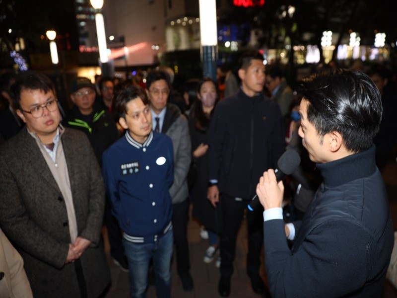 LINE_ALBUM_231222-東區商圈-混東區聖誕點燈儀式活動_240109_3