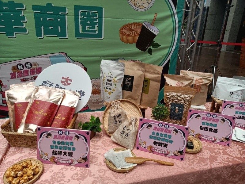 LINE_ALBUM_230809-商業處-112年士林萬華專案-台味浪漫應援團_230809_2