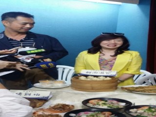 0811 內湖737美食月記者會(2)_3230