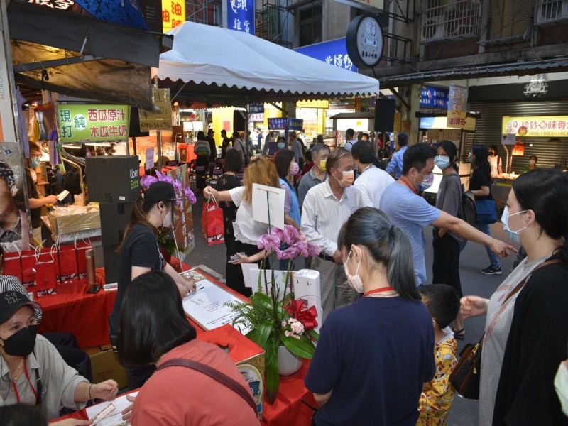 LINE_ALBUM_220423-737商圈-7了還3再7-全民集氣五告給力音樂會_220423_44