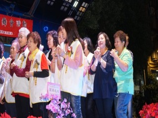 紅龜粿文化祭歡慶耶誕節關懷弱勢愛心餐會_191225_0039