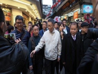 臺北市政府年貨大街-後車站-華陰街-走街_190127_0047