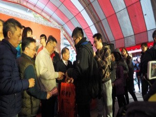 臺北市政府年貨大街-後車站-華陰街-走街_190127_0053