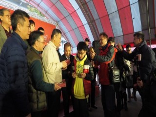 臺北市政府年貨大街-後車站-華陰街-走街_190127_0055