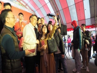 臺北市政府年貨大街-後車站-華陰街-走街_190127_0059