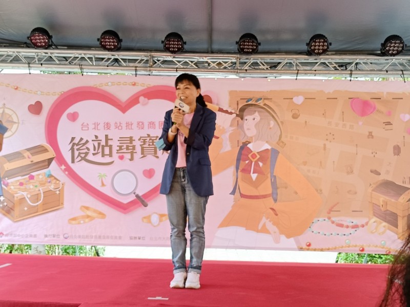 LINE_ALBUM_221203-後站批發商圈-愛無戒限活動_221203_4