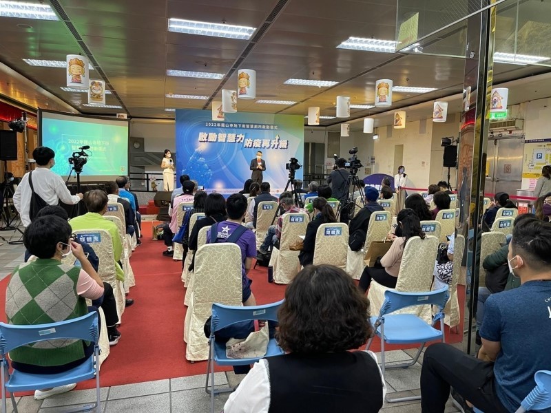 LINE_ALBUM_220421-龍山寺地下街-2022年龍山寺地下街智慧廁所啟動儀式_220421_79